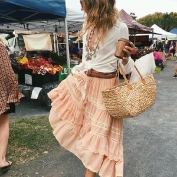 ISO 🦄 Spell Prairie Skirt in Blush (Peach) OR White size XS - Picture 1 of 1